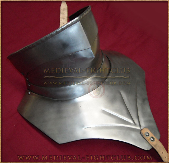 Fluted Gothic Bevor